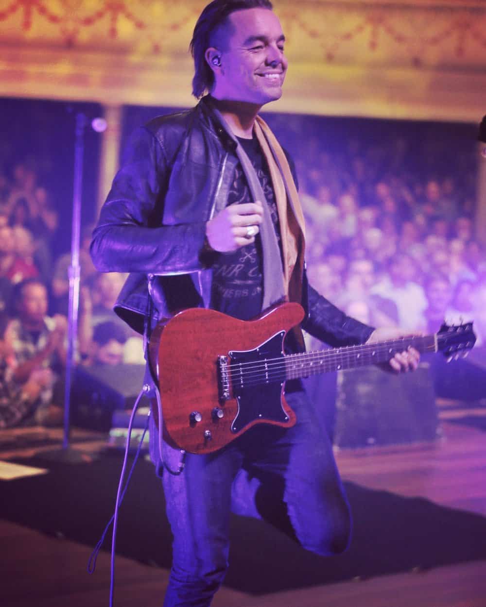 Drew Shirley Interview Switchfoot Everyone Loves Guitar